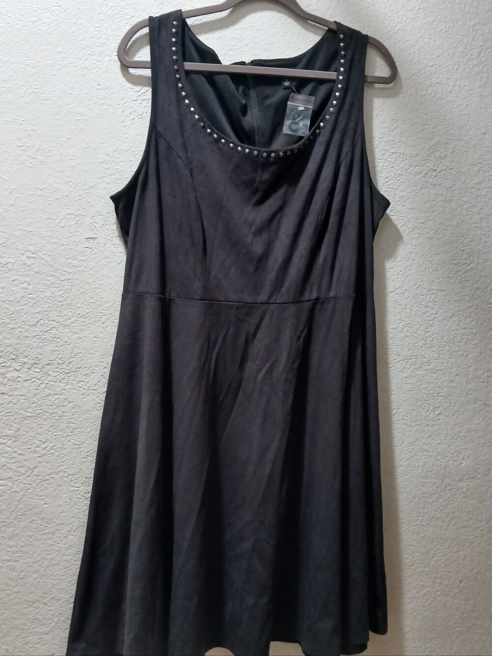 Torrid Nwot size 1 torrid Black Sleeveless A-Line Dress with Studded Scoop Neck